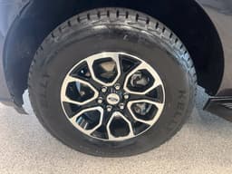 Extra Photo