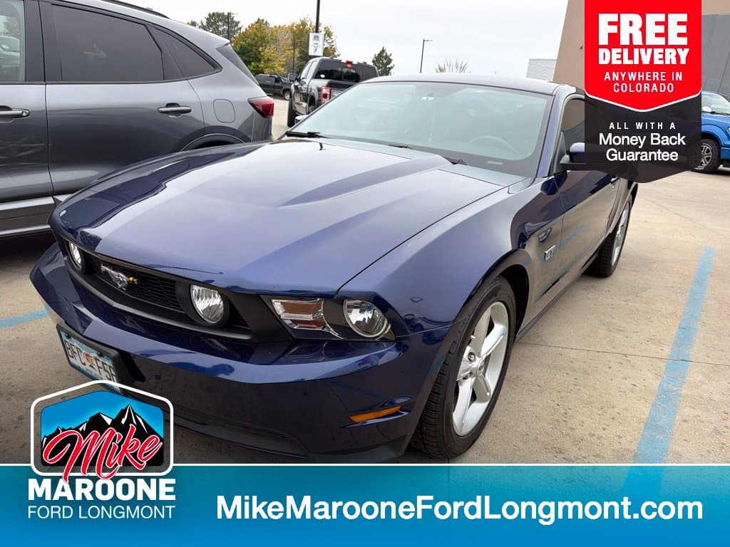 2010 Ford Mustang GT — photo 1 of 9