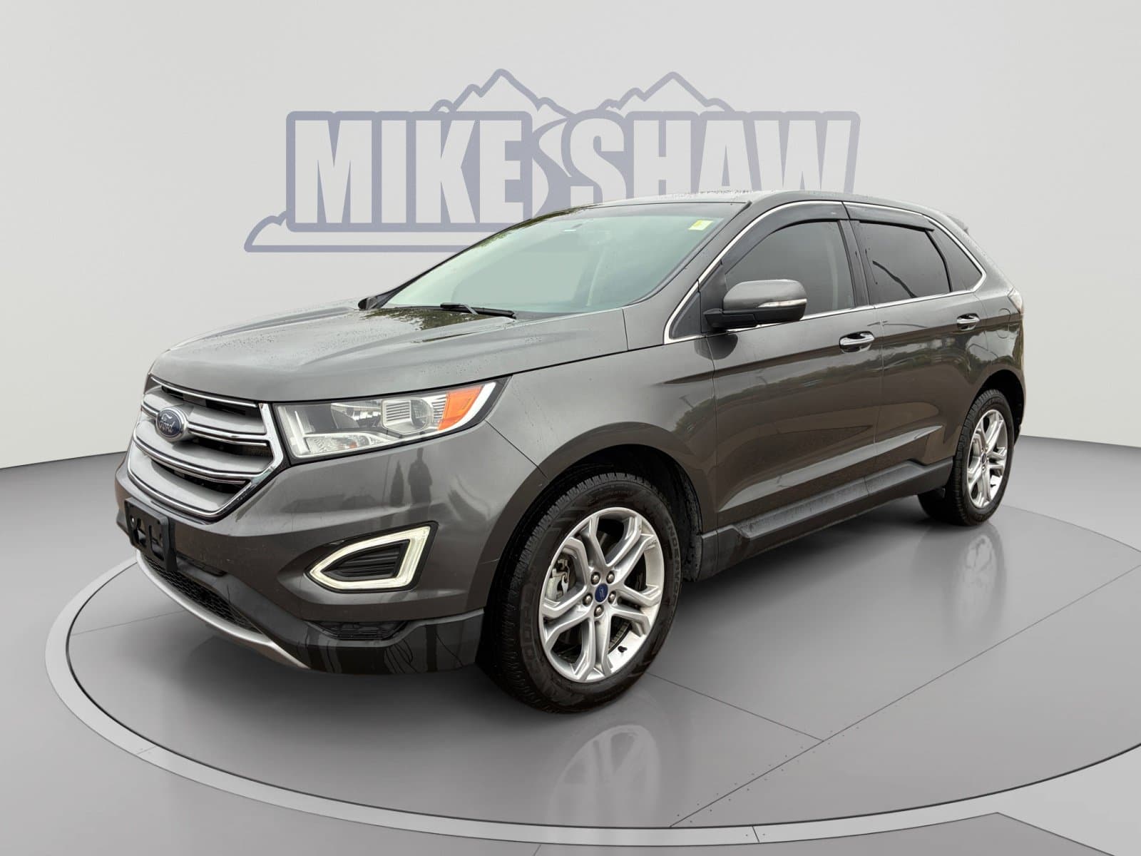 2017 Ford Edge Titanium — photo 1 of 38