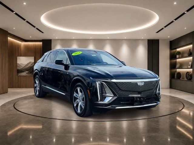 2024 Cadillac LYRIQ Tech — photo 1 of 32