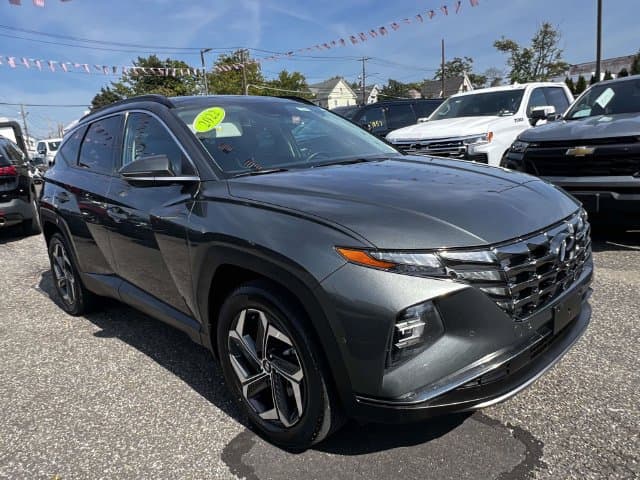2022 Hyundai Tucson Hybrid Limited — photo 1 of 36
