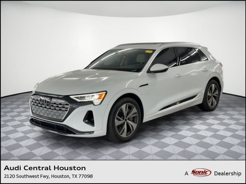 2024 Audi Q8 e-tron Premium Plus — photo 1 of 31