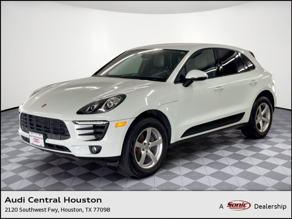 2018 Porsche Macan Base — photo 1 of 31