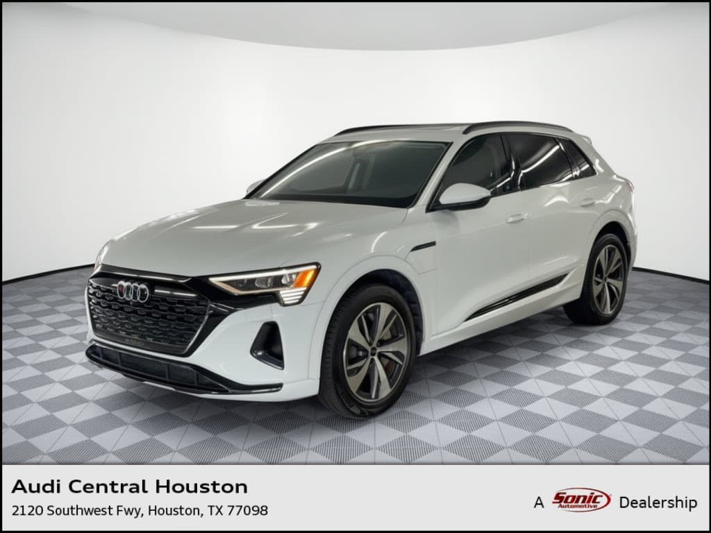 2024 Audi Q8 e-tron Premium — photo 1 of 31