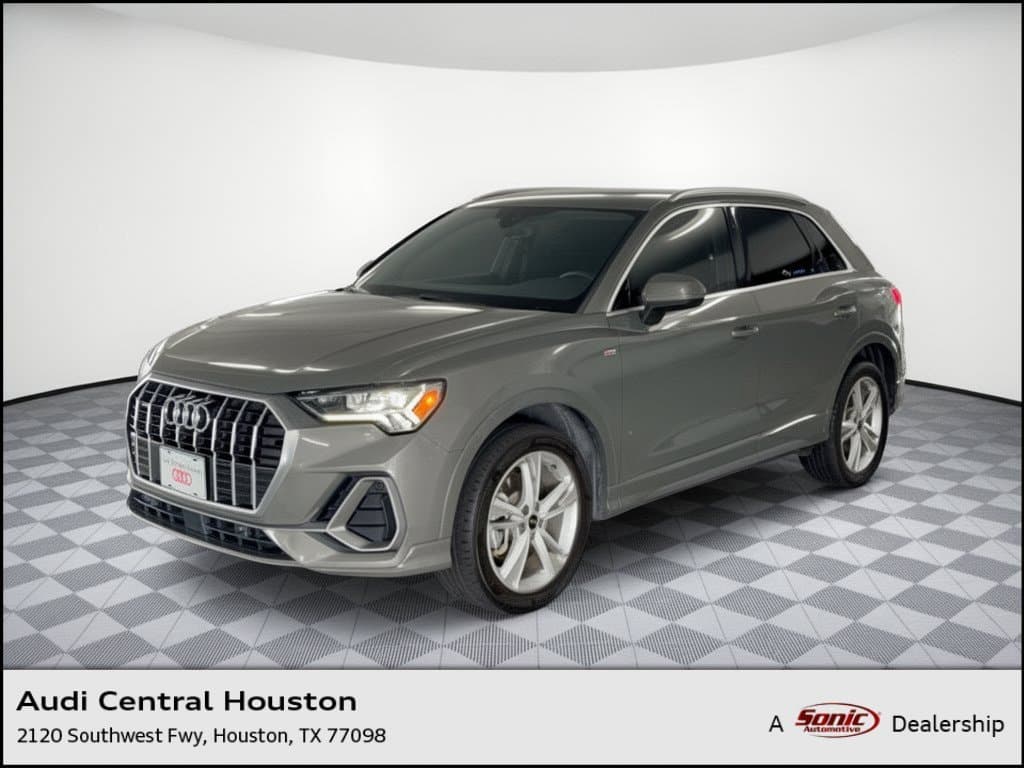 2021 Audi Q3 S line Premium Plus — photo 1 of 29