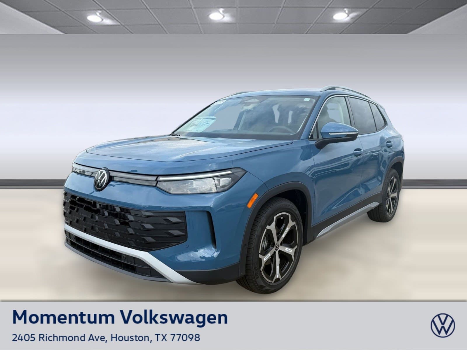 2026 Volkswagen Tiguan SE — photo 1 of 25