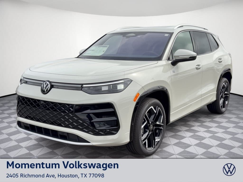2026 Volkswagen Tiguan SEL R-Line Turbo — photo 1 of 32