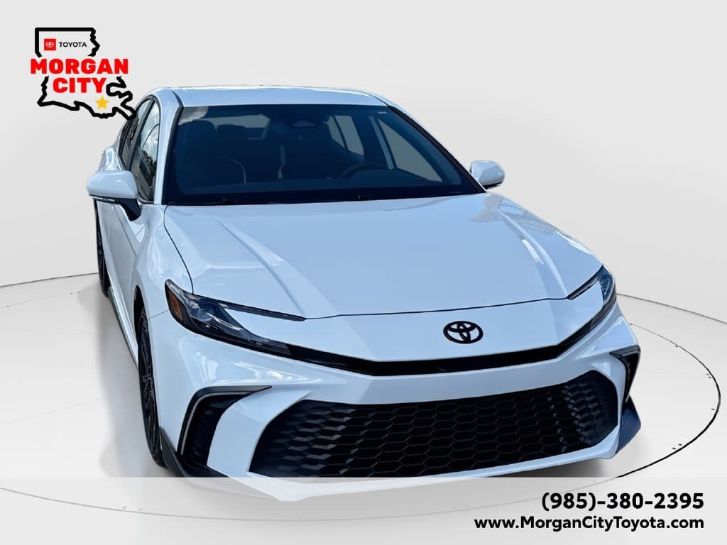 2026 Toyota Camry SE — photo 1 of 57