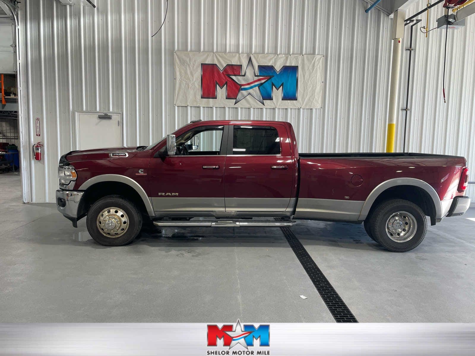 2022 RAM 3500 Laramie — photo 1 of 8