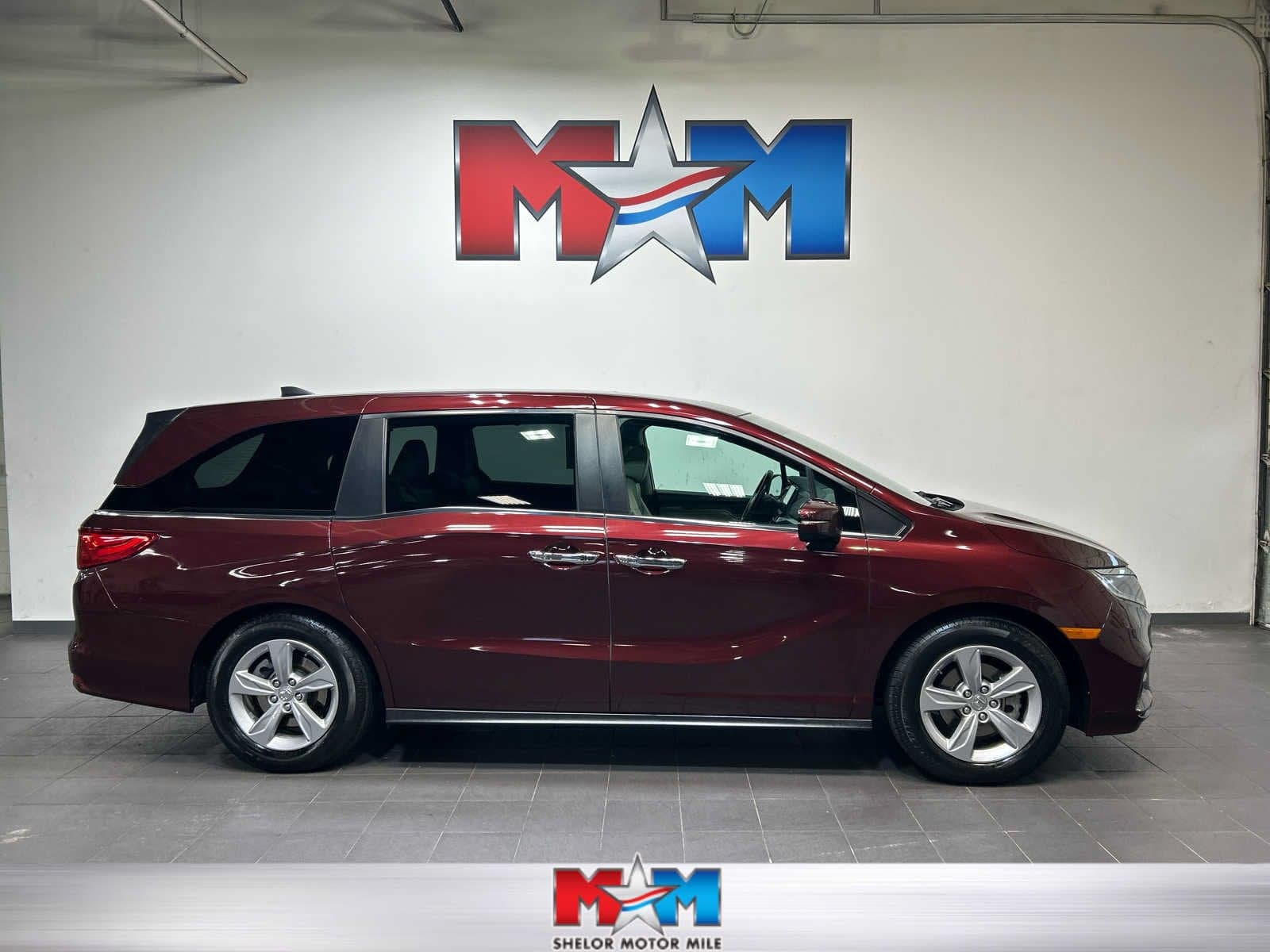 2020 Honda Odyssey EX-L w/Navi/RES — photo 1 of 30