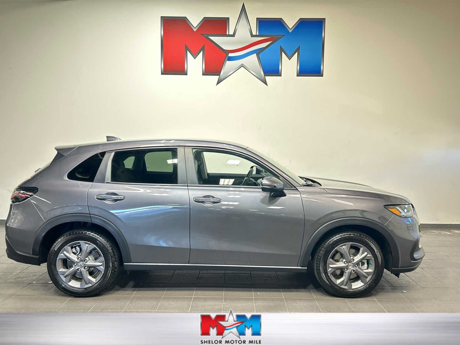 2026 Honda HR-V LX — photo 1 of 30