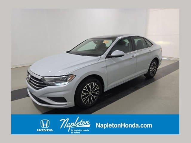 2019 Volkswagen Jetta Base — photo 1 of 28
