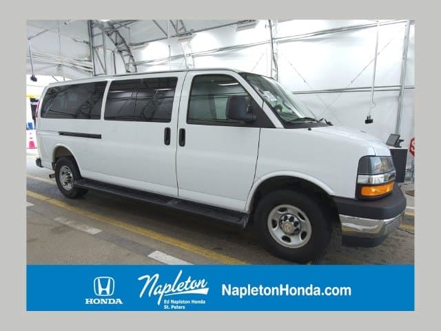 2025 Chevrolet Express Cargo Van Base — photo 1 of 28