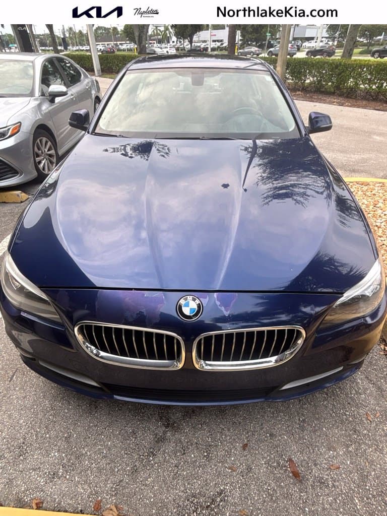 2016 BMW 5 Series 528i — photo 1 of 5