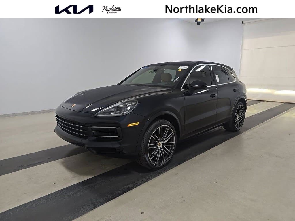 2019 Porsche Cayenne Base — photo 1 of 18