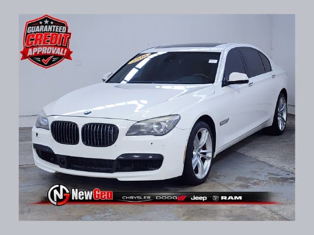 2010 BMW 7 Series 750Li xDrive — photo 1 of 40