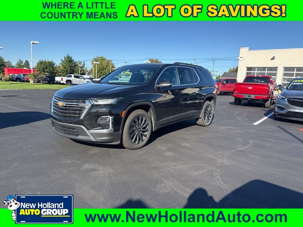 2022 Chevrolet Traverse LT Cloth — photo 1 of 14