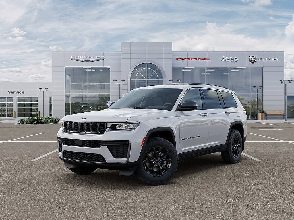 2026 Jeep Grand Cherokee L Base — photo 1 of 35