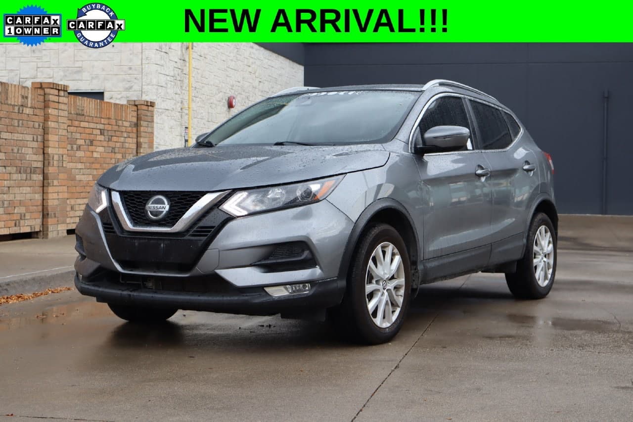 2021 Nissan Rogue Sport SV — photo 1 of 28