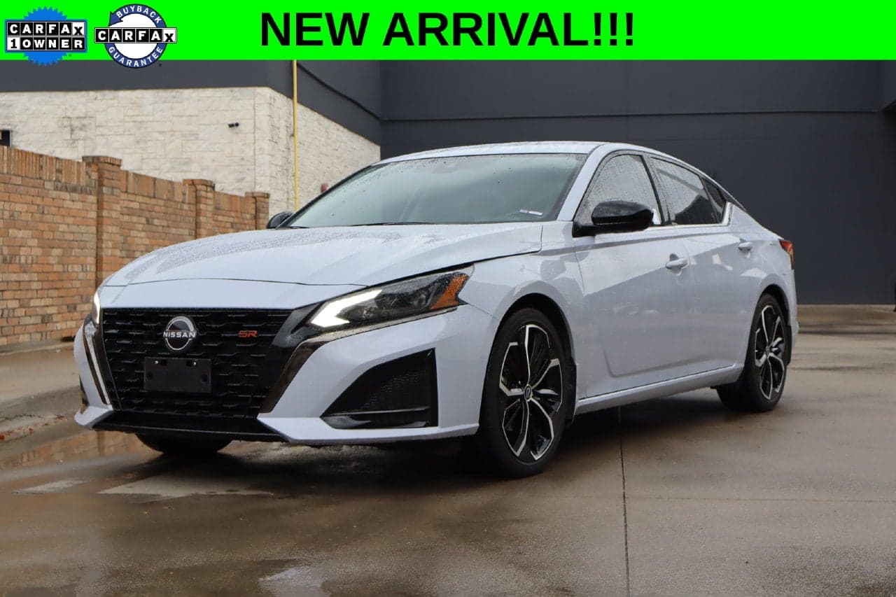 2024 Nissan Altima 2.5 SR — photo 1 of 28
