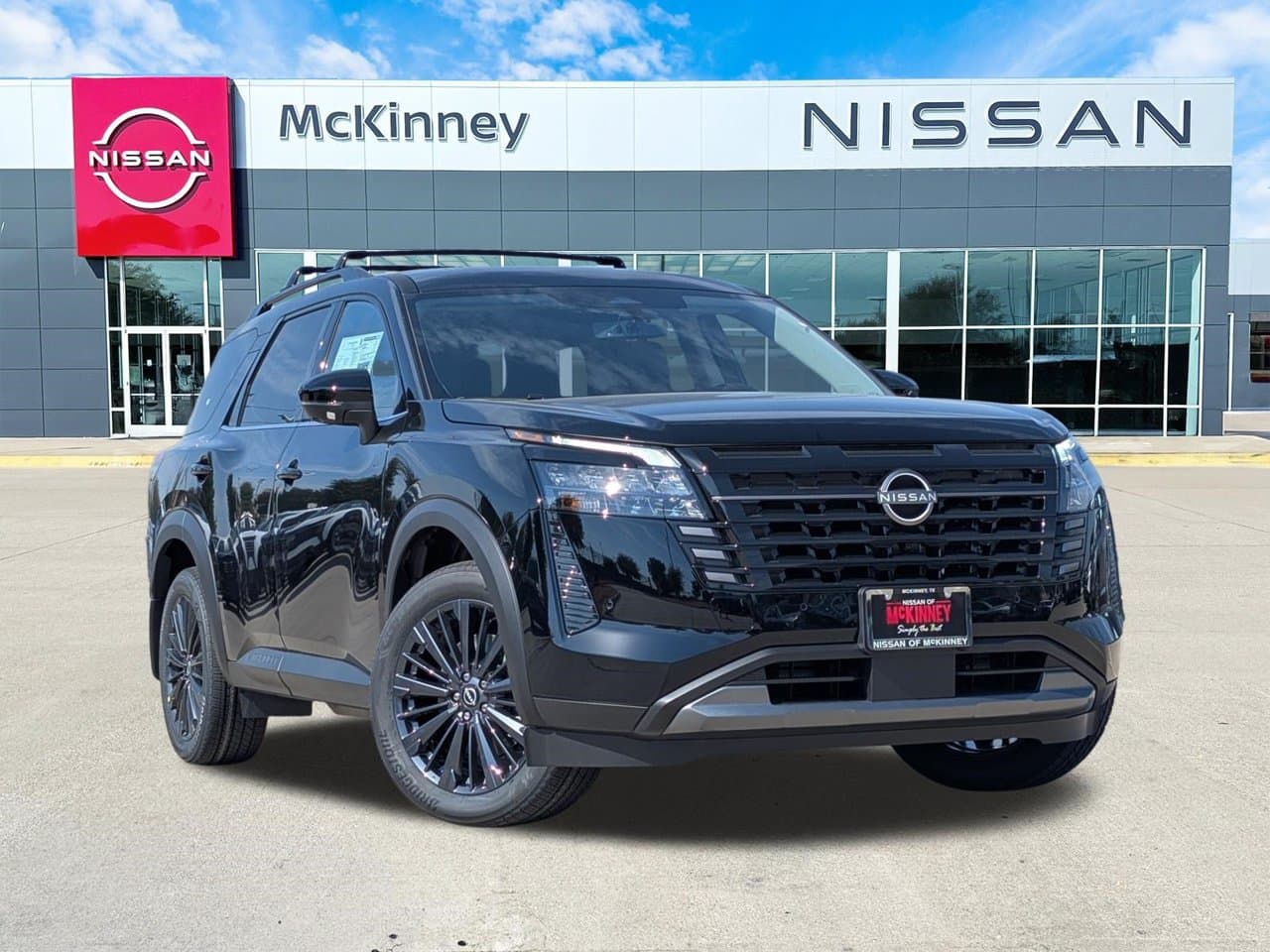 2026 Nissan Pathfinder SL — photo 1 of 21