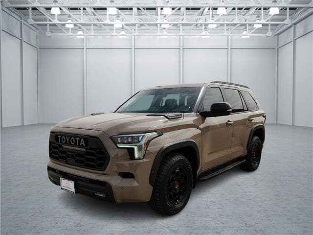 2025 Toyota Sequoia Base — photo 1 of 20