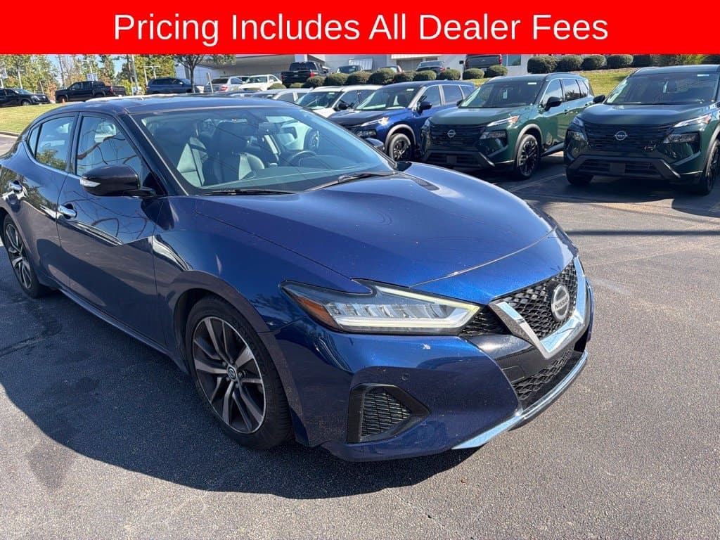 2019 Nissan Maxima Base — photo 1 of 10