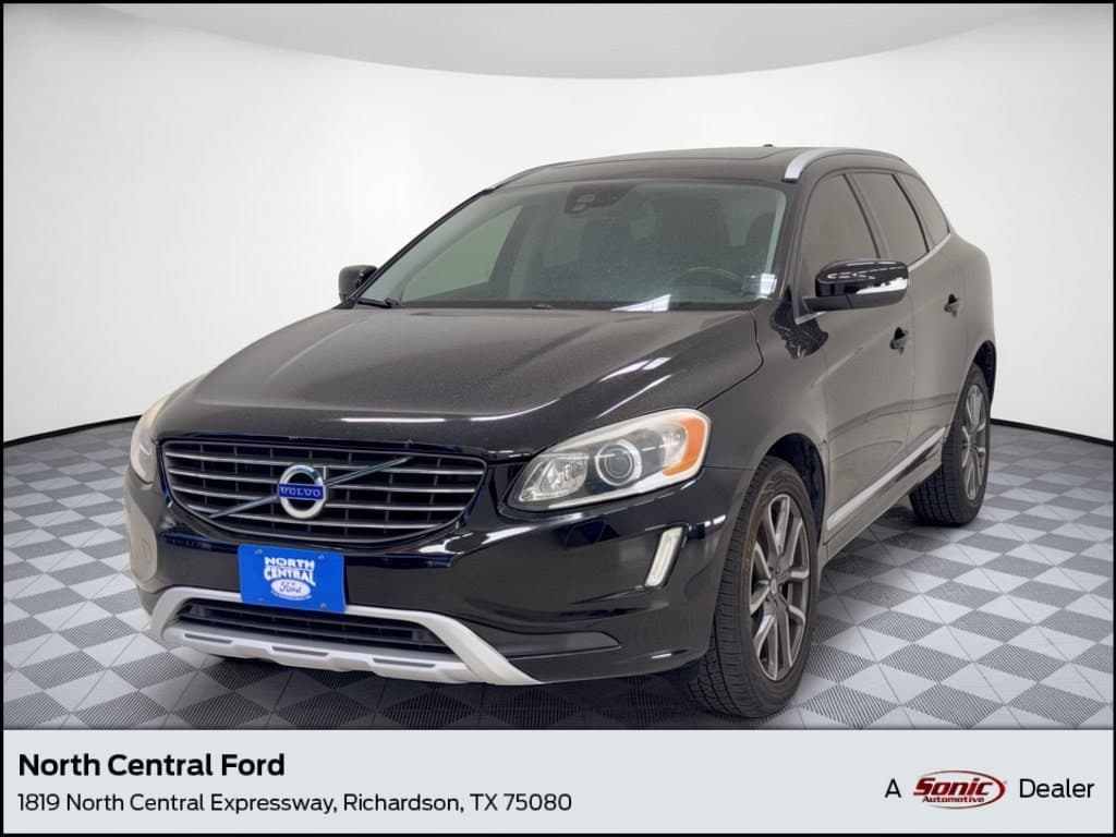 2017 Volvo XC60 Dynamic — photo 1 of 10
