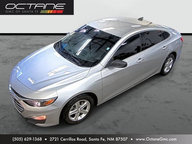 2022 Chevrolet Malibu LS — photo 1 of 46