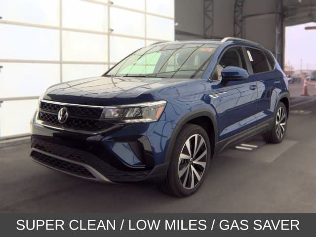 2022 Volkswagen Taos SE — photo 1 of 9