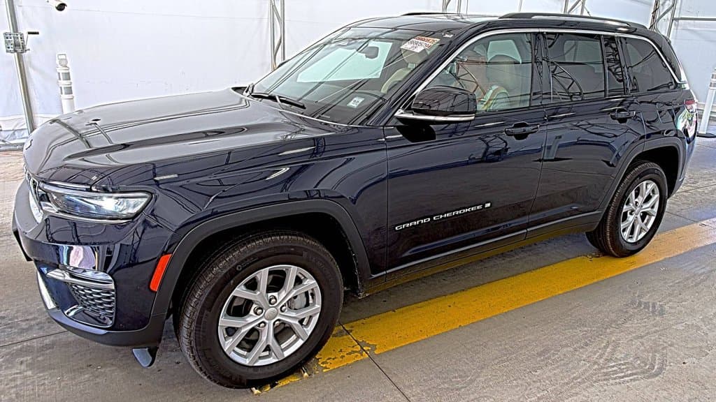 2023 Jeep Grand Cherokee Limited — photo 1 of 6