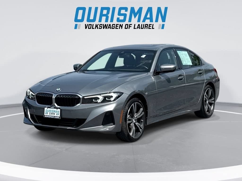 2023 BMW 3 Series 330i xDrive — photo 1 of 26