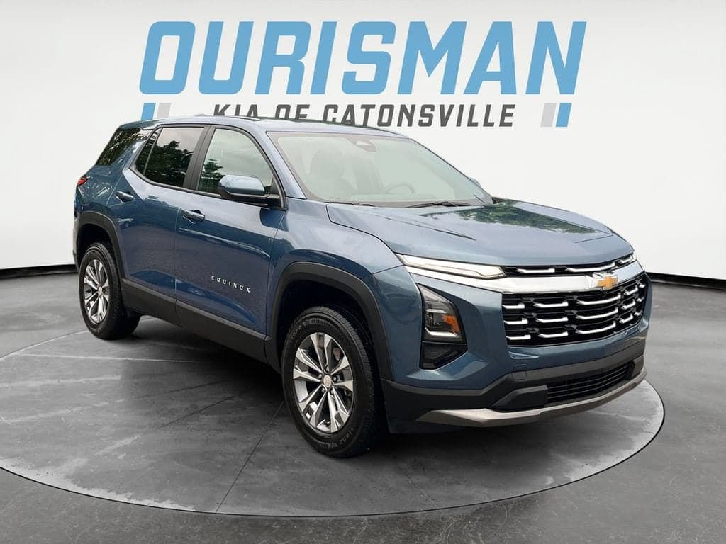 2026 Chevrolet Equinox FWD LT — photo 1 of 20