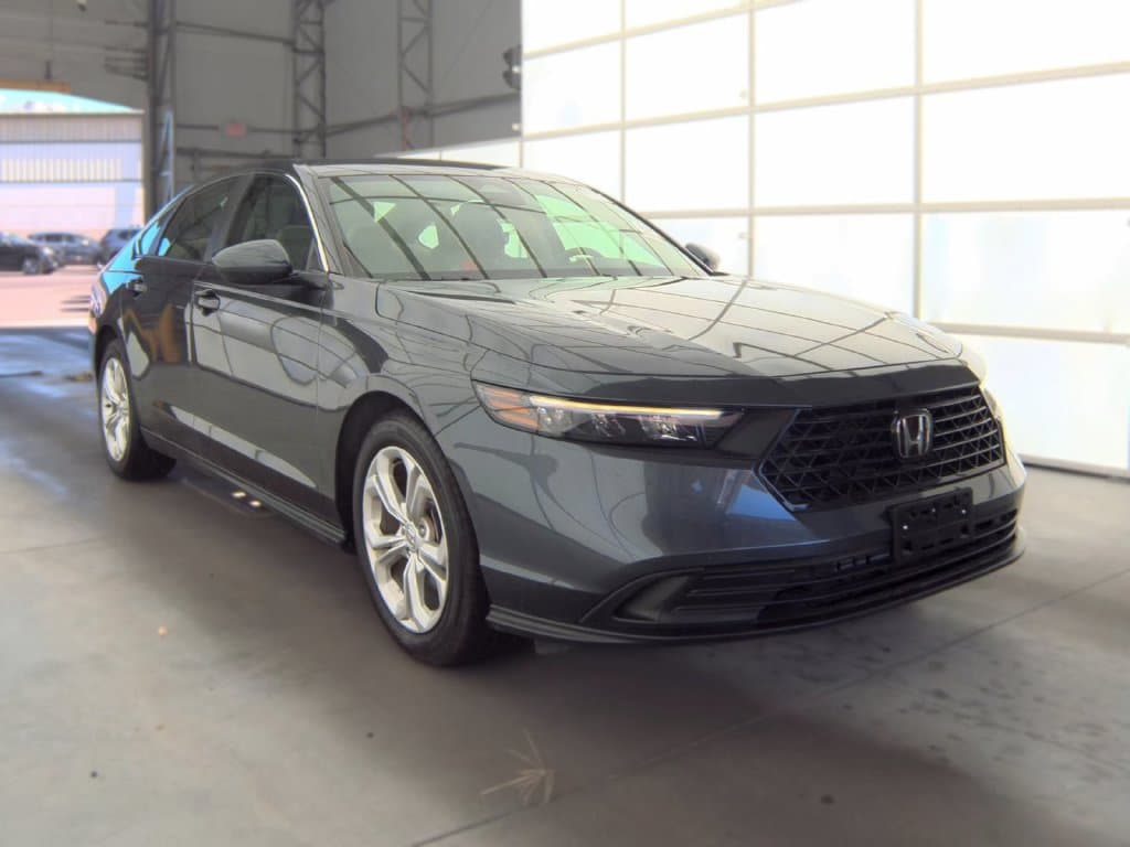 2025 Honda Accord Sedan LX — photo 1 of 6