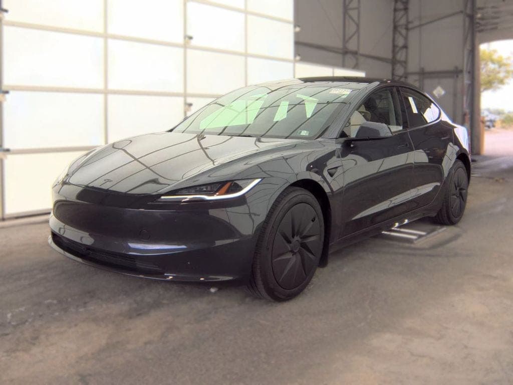 2025 Tesla Model 3 Long Range — photo 1 of 6