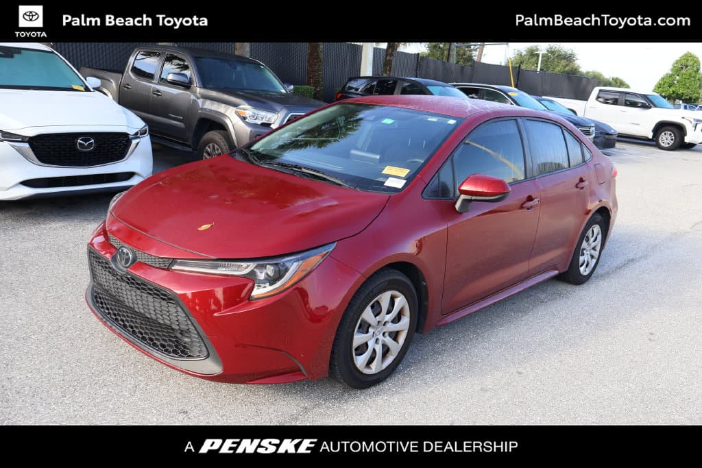 2022 Toyota Corolla LE — photo 1 of 8