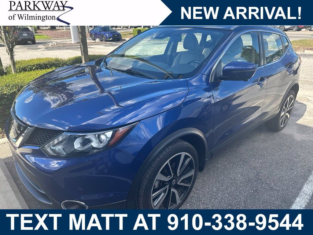 2018 Nissan Rogue Sport SL — photo 1 of 2