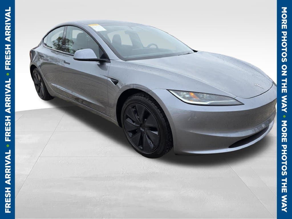 2025 Tesla Model 3 Long Range — photo 1 of 7