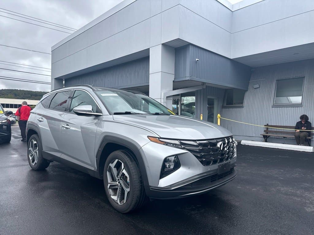 2023 Hyundai Tucson Limited — photo 1 of 6