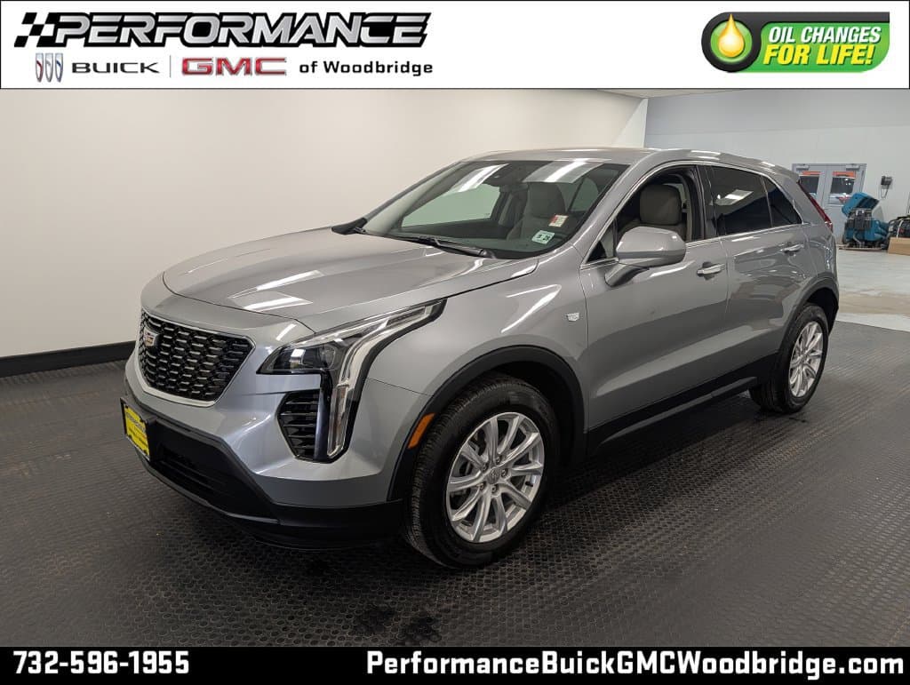 2023 Cadillac XT4 AWD Luxury — photo 1 of 35