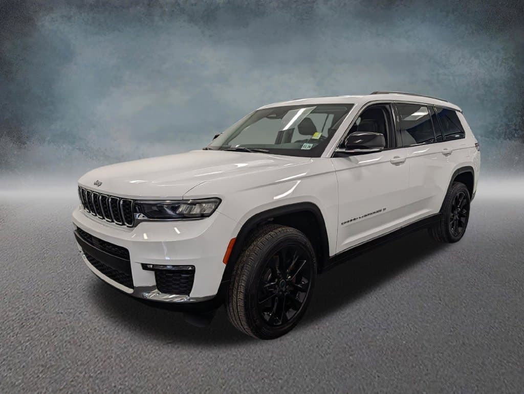 2021 Jeep Grand Cherokee L Limited — photo 1 of 36