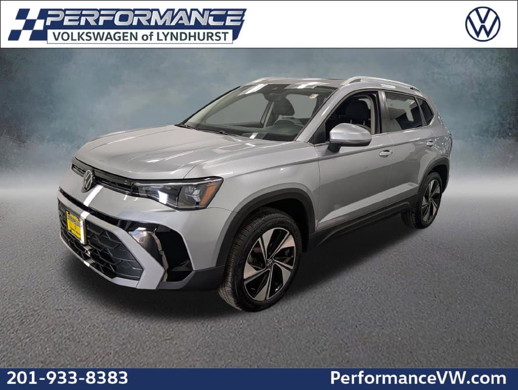 2025 Volkswagen Taos Base — photo 1 of 35