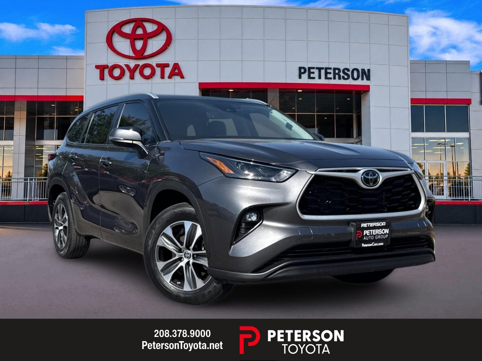 2023 Toyota Highlander XLE — photo 1 of 27