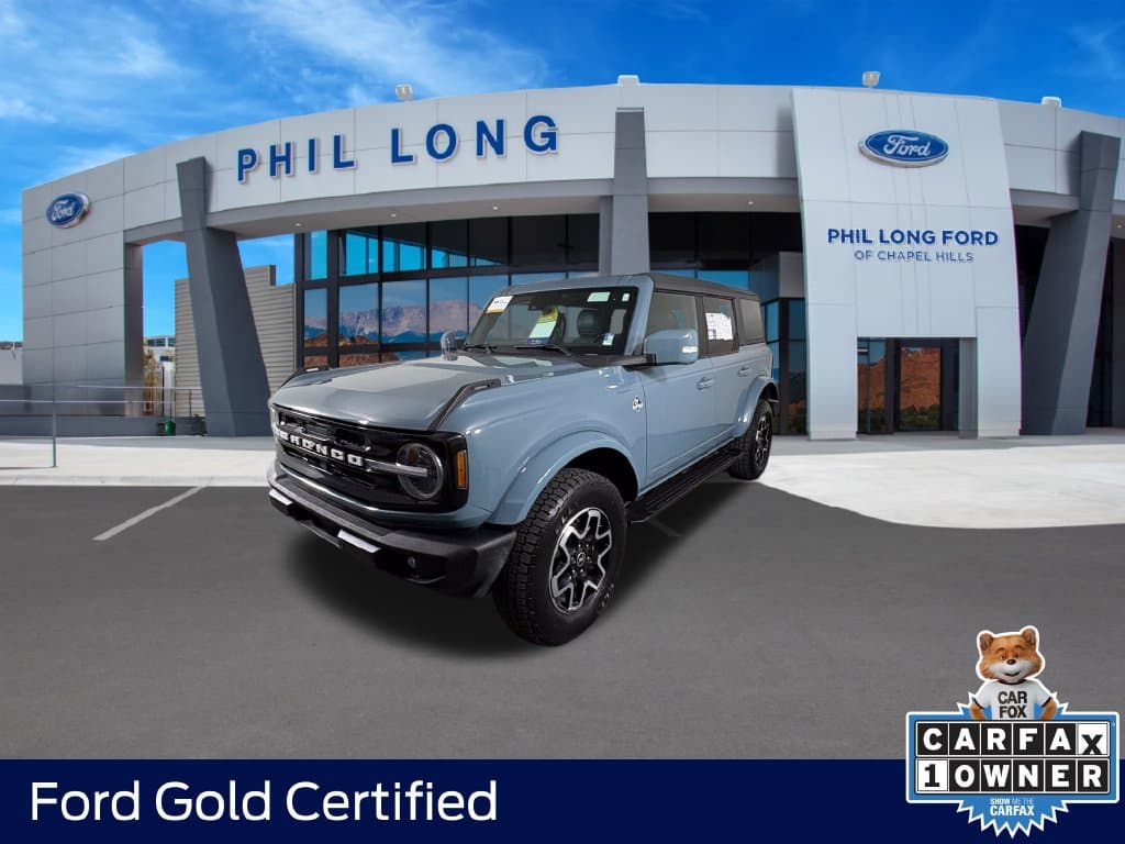 2022 Ford Bronco Outer Banks — photo 1 of 45