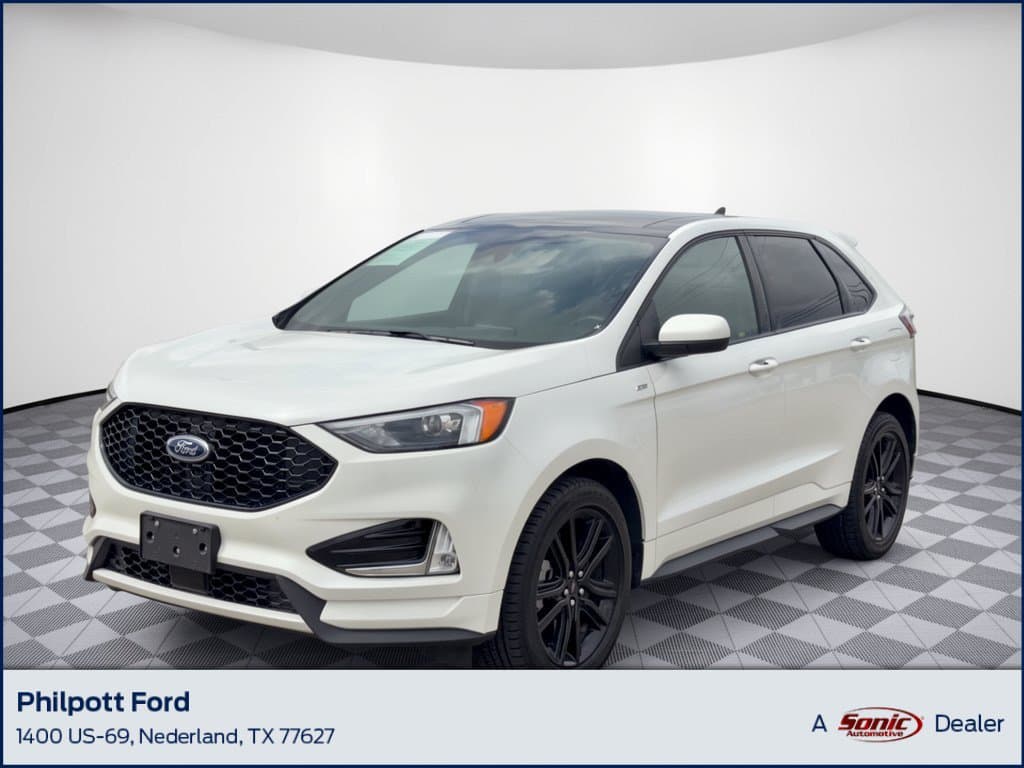 2021 Ford Edge ST-Line — photo 1 of 32