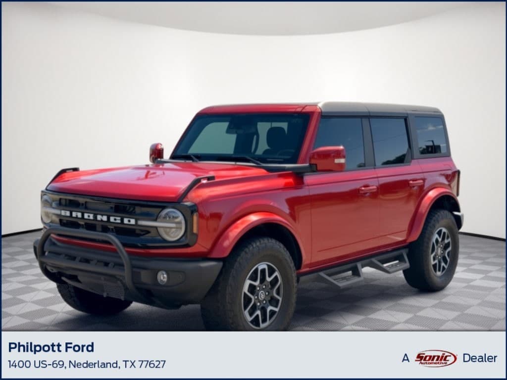 2022 Ford Bronco Outer Banks — photo 1 of 31