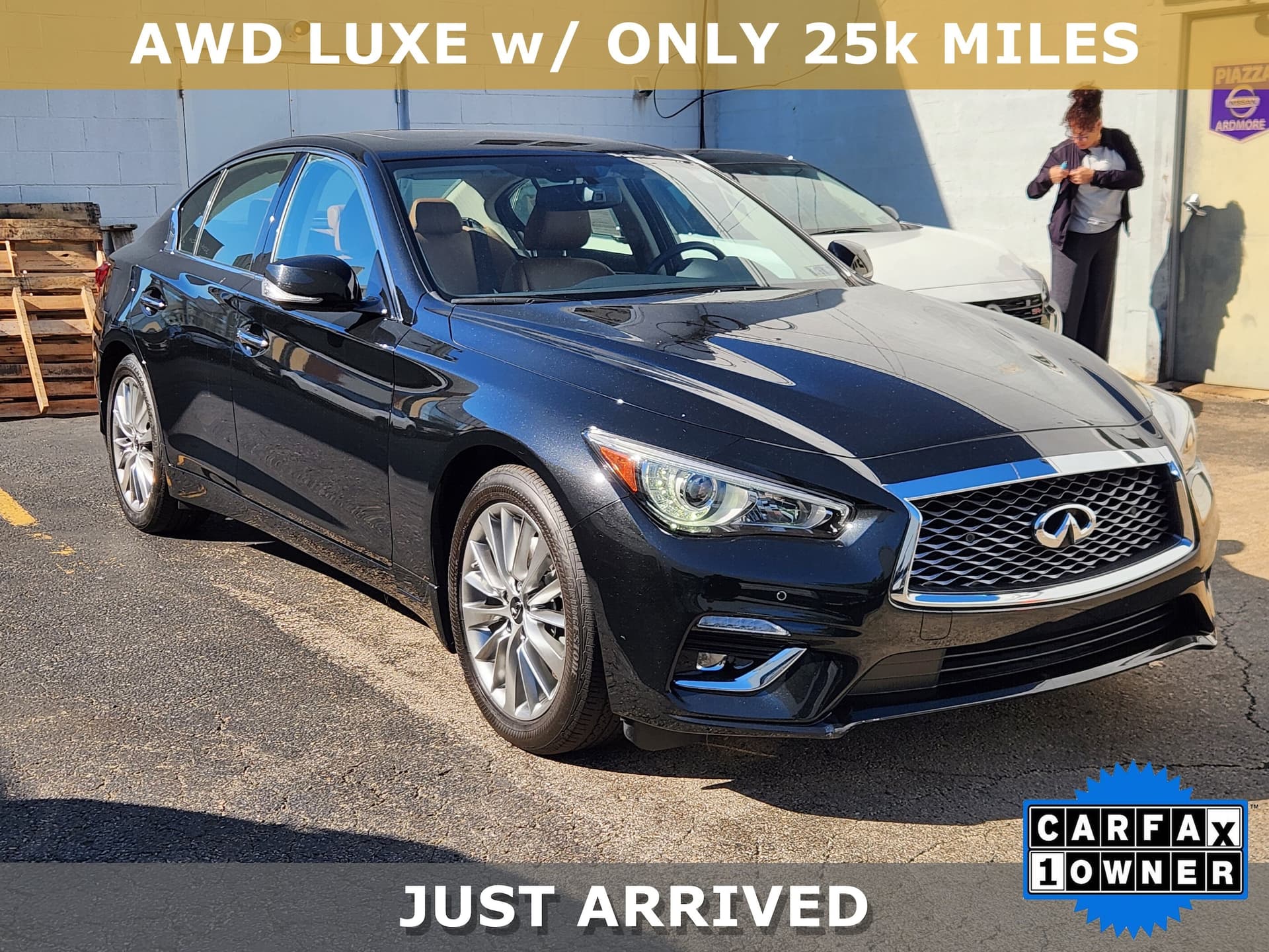 2023 INFINITI Q50 LUXE — photo 1 of 2