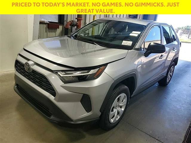 2025 Toyota RAV4 LE — photo 1 of 26