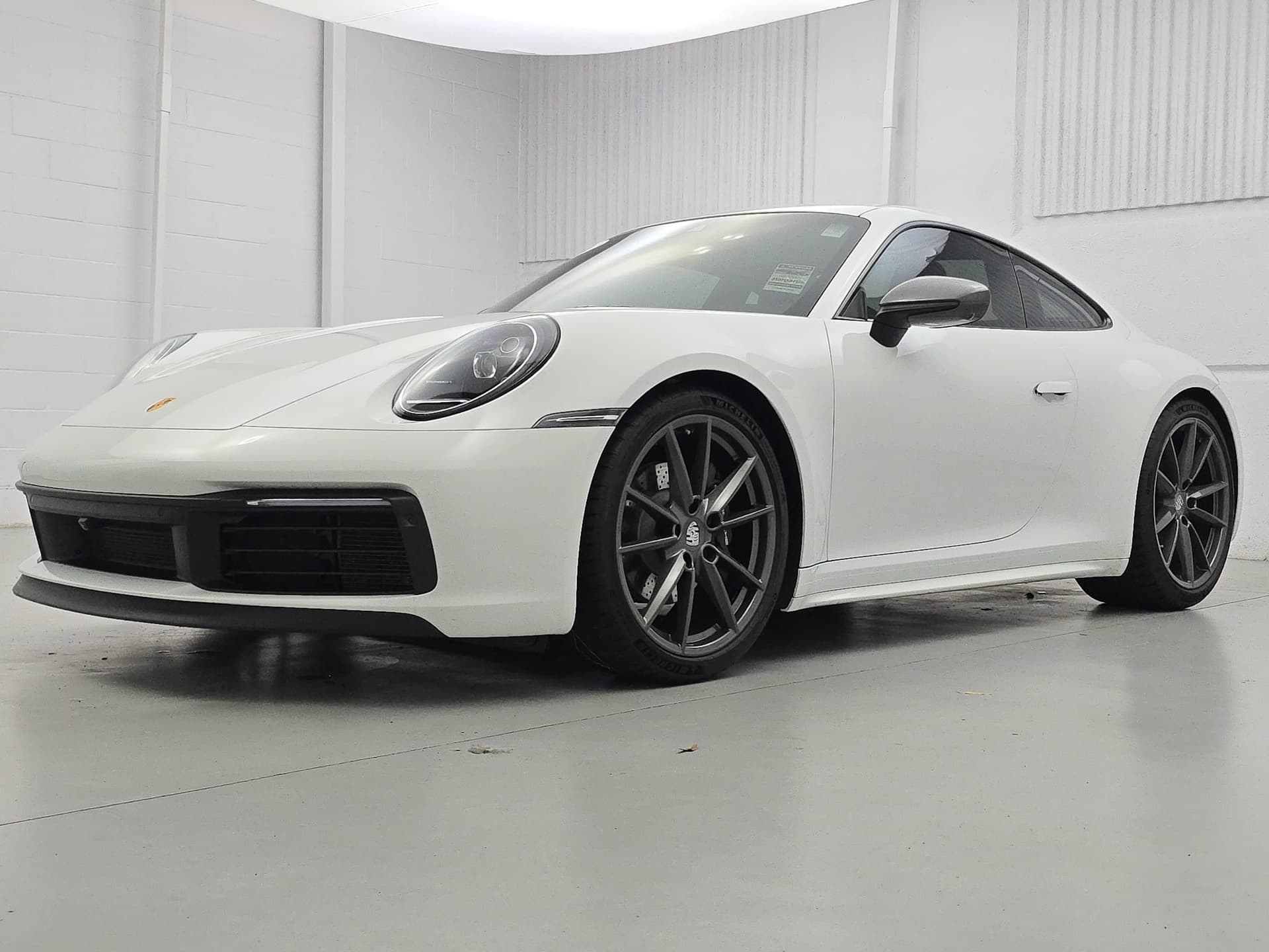 2023 Porsche 911 Carrera T — photo 1 of 36