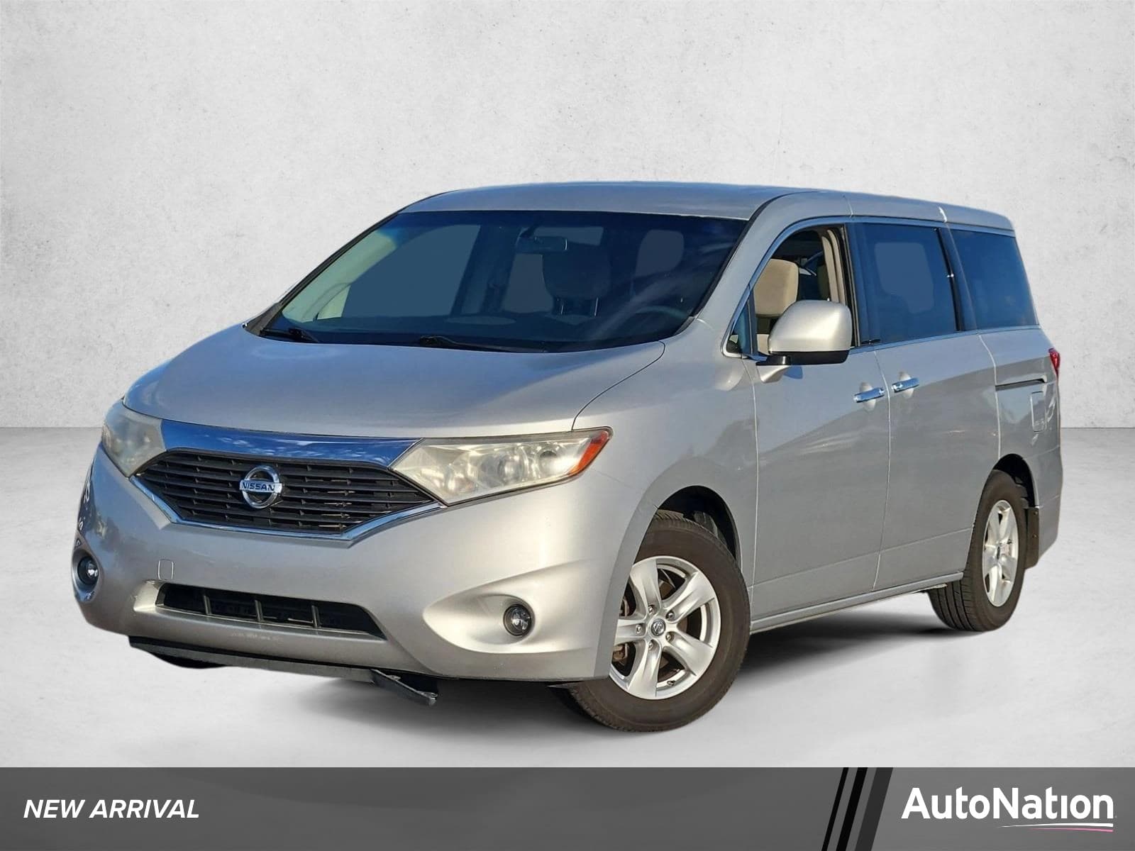 2014 Nissan Quest SV — photo 1 of 16